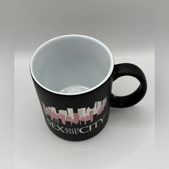 Sex And The City 20 oz Mug - Picture 4 of 5